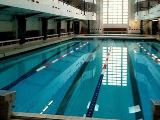 Piscine Ch�teau Landon &agrave; Paris