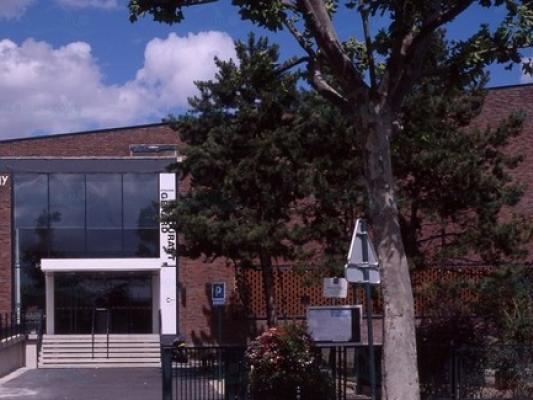 Piscine Gerard Durant &agrave; Clichy