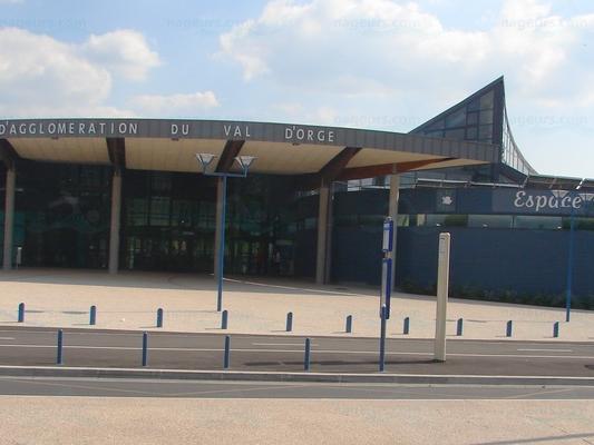 Espace nautique du Val d'Orge &agrave; Sainte-Genevi�ve-des-Bois