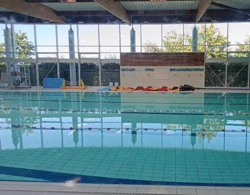 Piscine municipale de La Fert�-Mac� &agrave; La Fert�-Mac�. photo 3