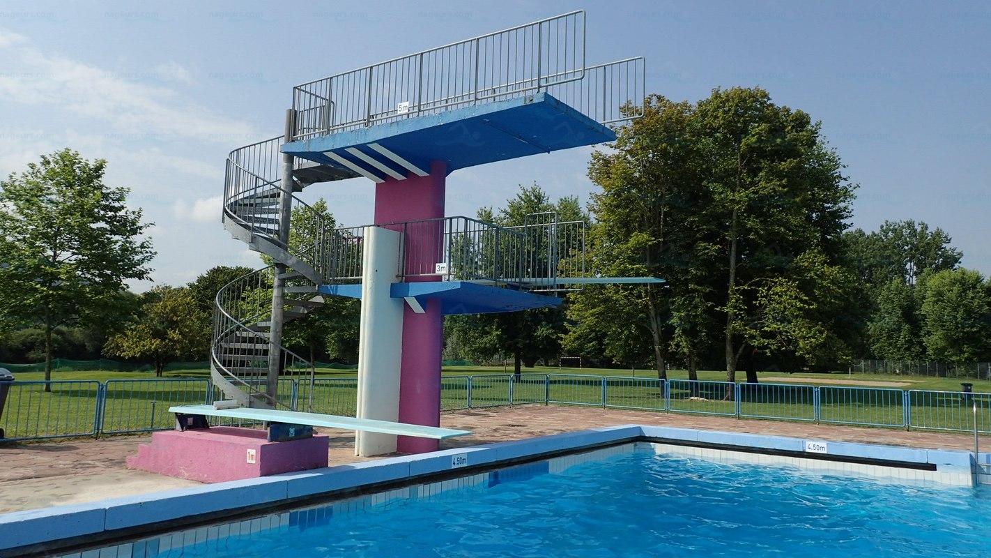 Piscine de Chalezeule