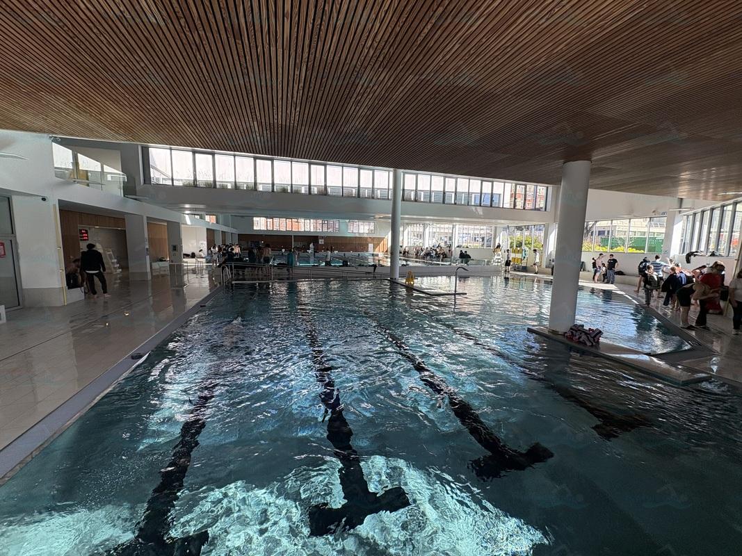 Piscine Th�r�se et Jeanne Brul� (ex Elisabeth)