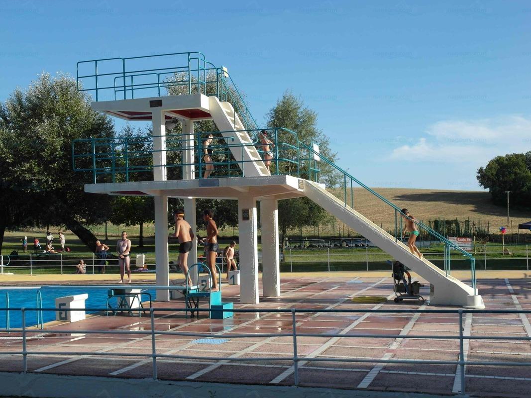 Piscine municipale de Gardes-le-Pontaroux