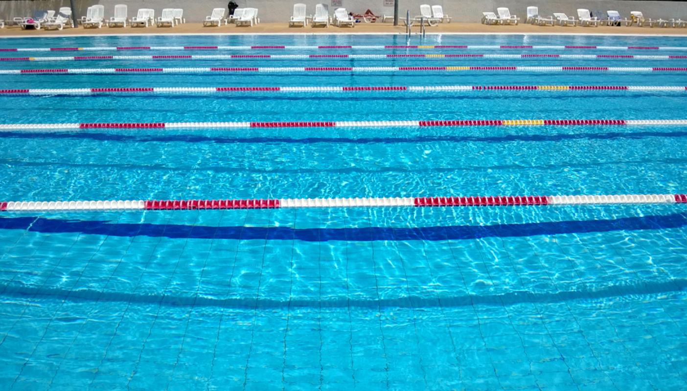 Photos Complexe Aquatique De Hy res Nageurs