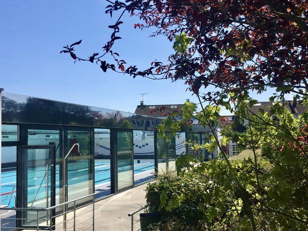 Piscine intercommunale Le Mesnil-Saint-Denis