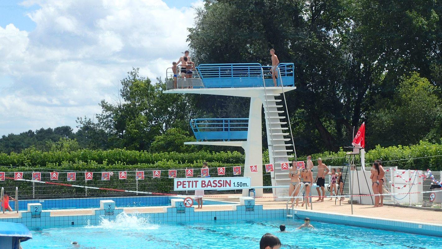 Piscine municipale de Montlieu La Garde