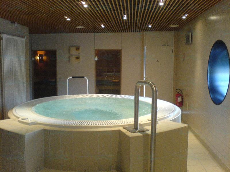 Piscine Josphine-Baker