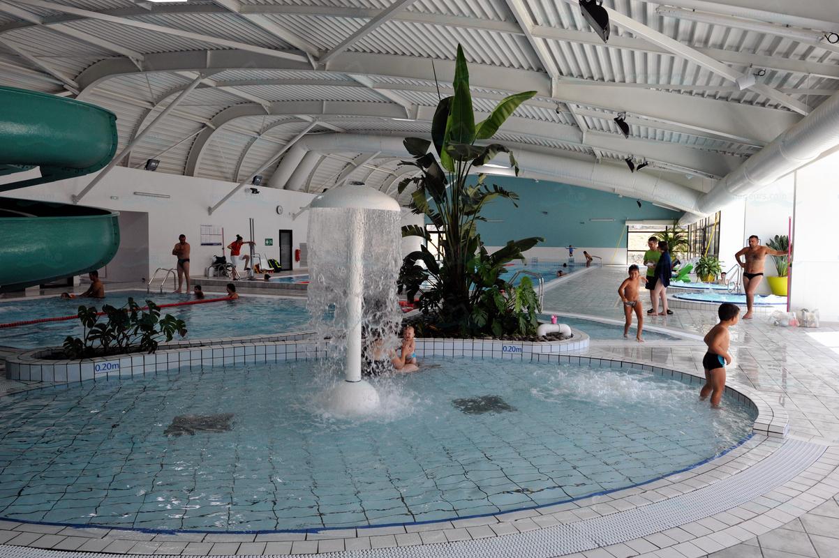 Piscine couverte du val De l'Indre (Spadium de Monts)
